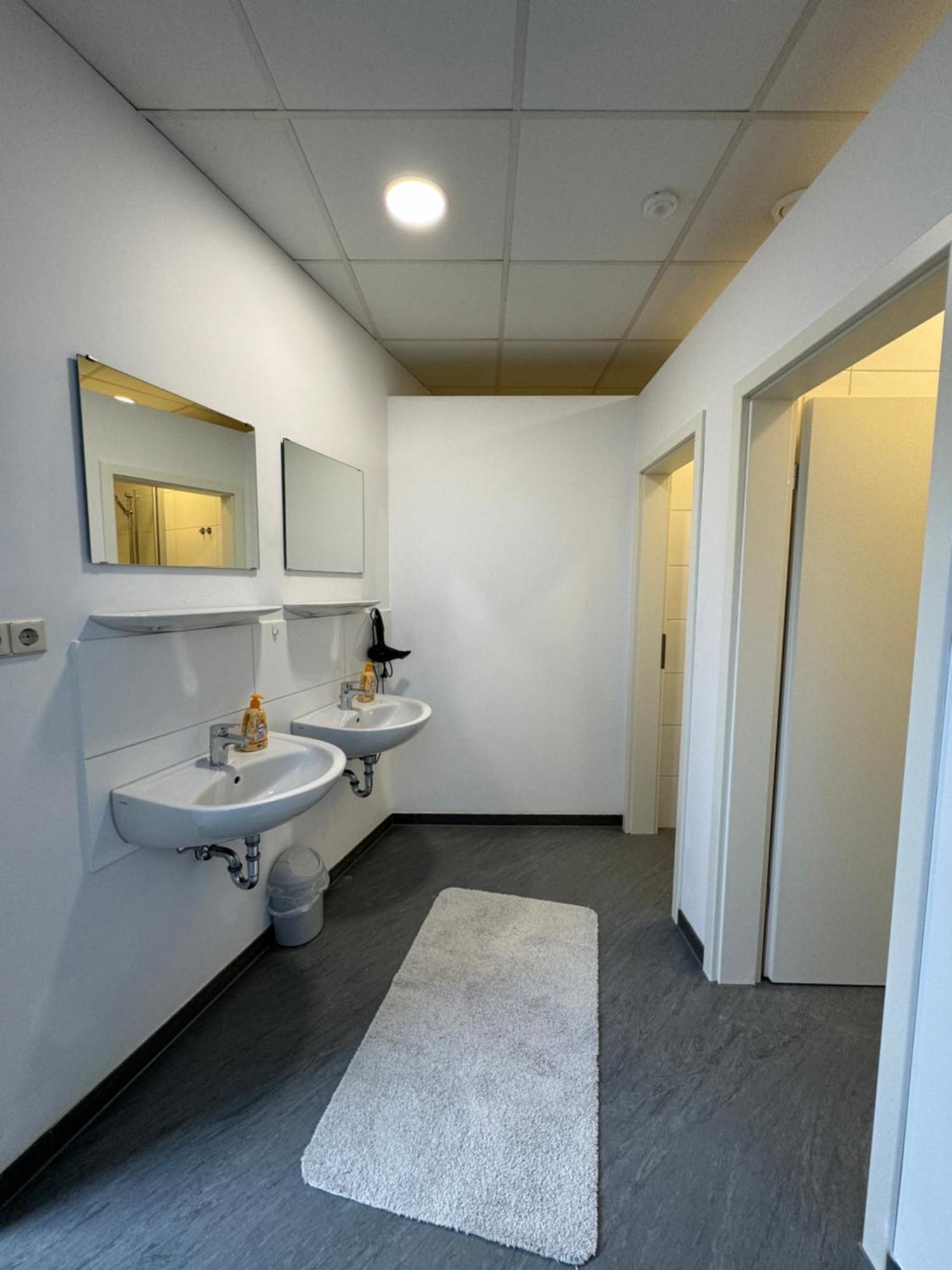 Thuja Apartments Karlsruhe-Neureut By Kurzzeit Екстериор снимка