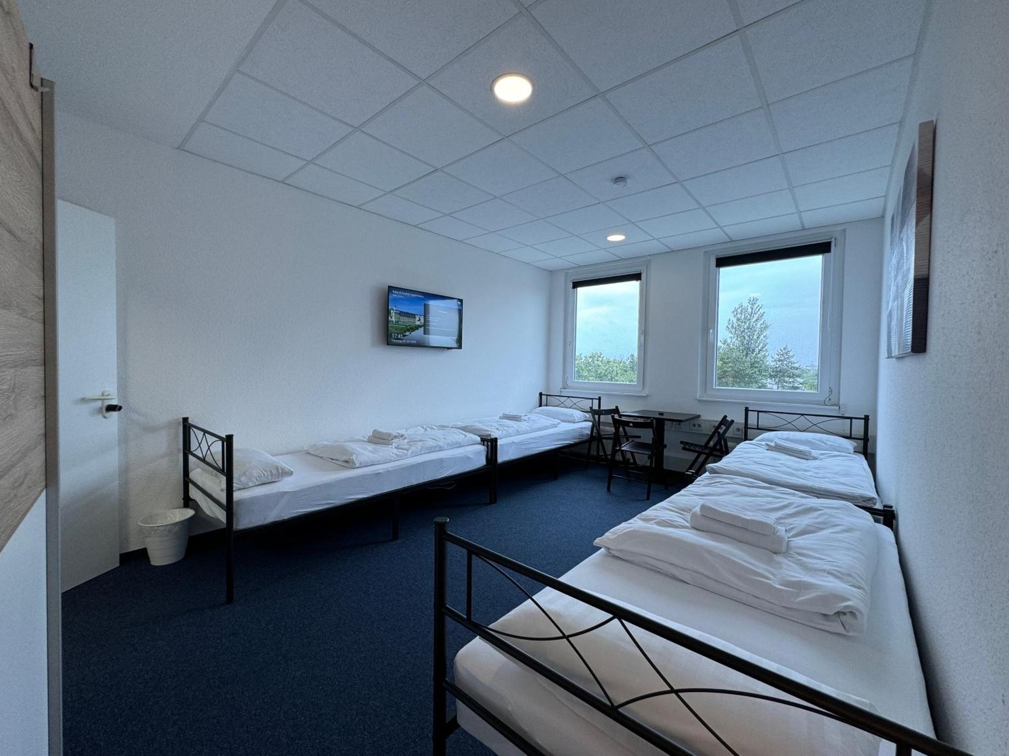 Thuja Apartments Karlsruhe-Neureut By Kurzzeit Екстериор снимка