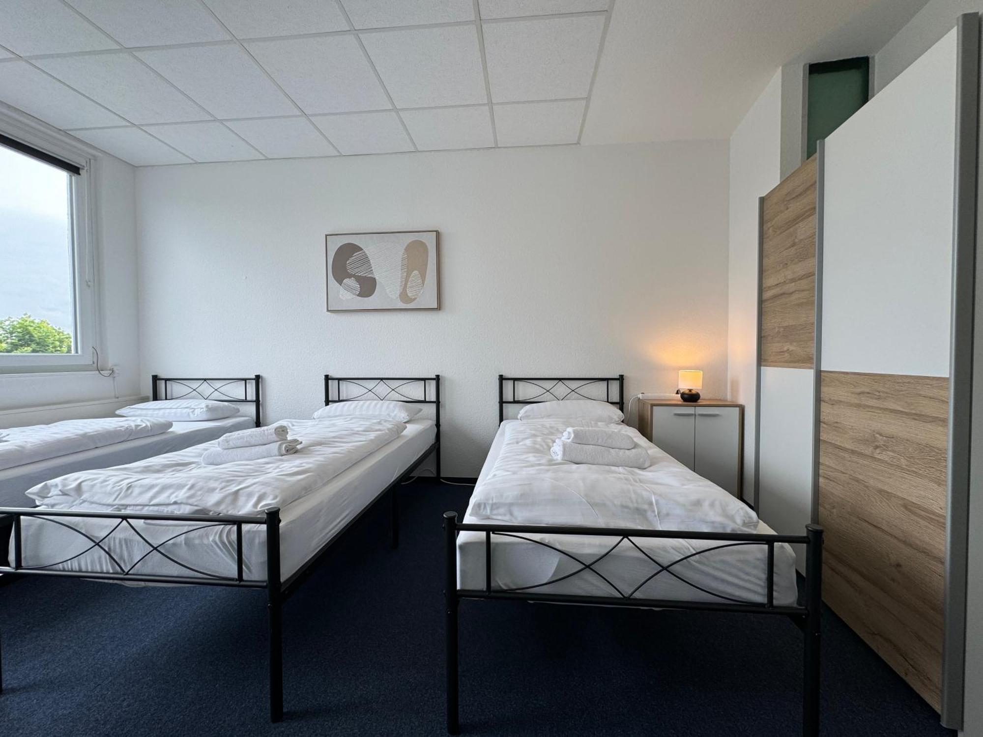 Thuja Apartments Karlsruhe-Neureut By Kurzzeit Екстериор снимка