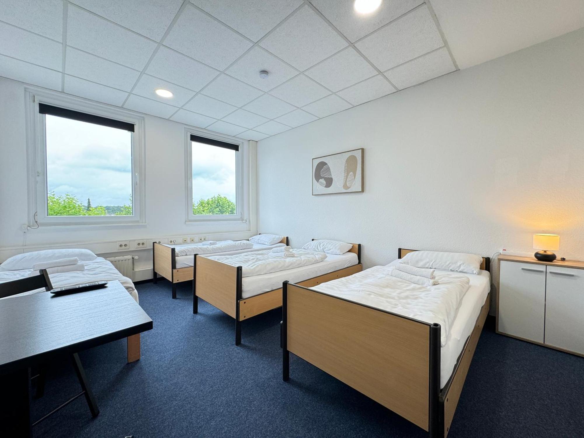 Thuja Apartments Karlsruhe-Neureut By Kurzzeit Екстериор снимка