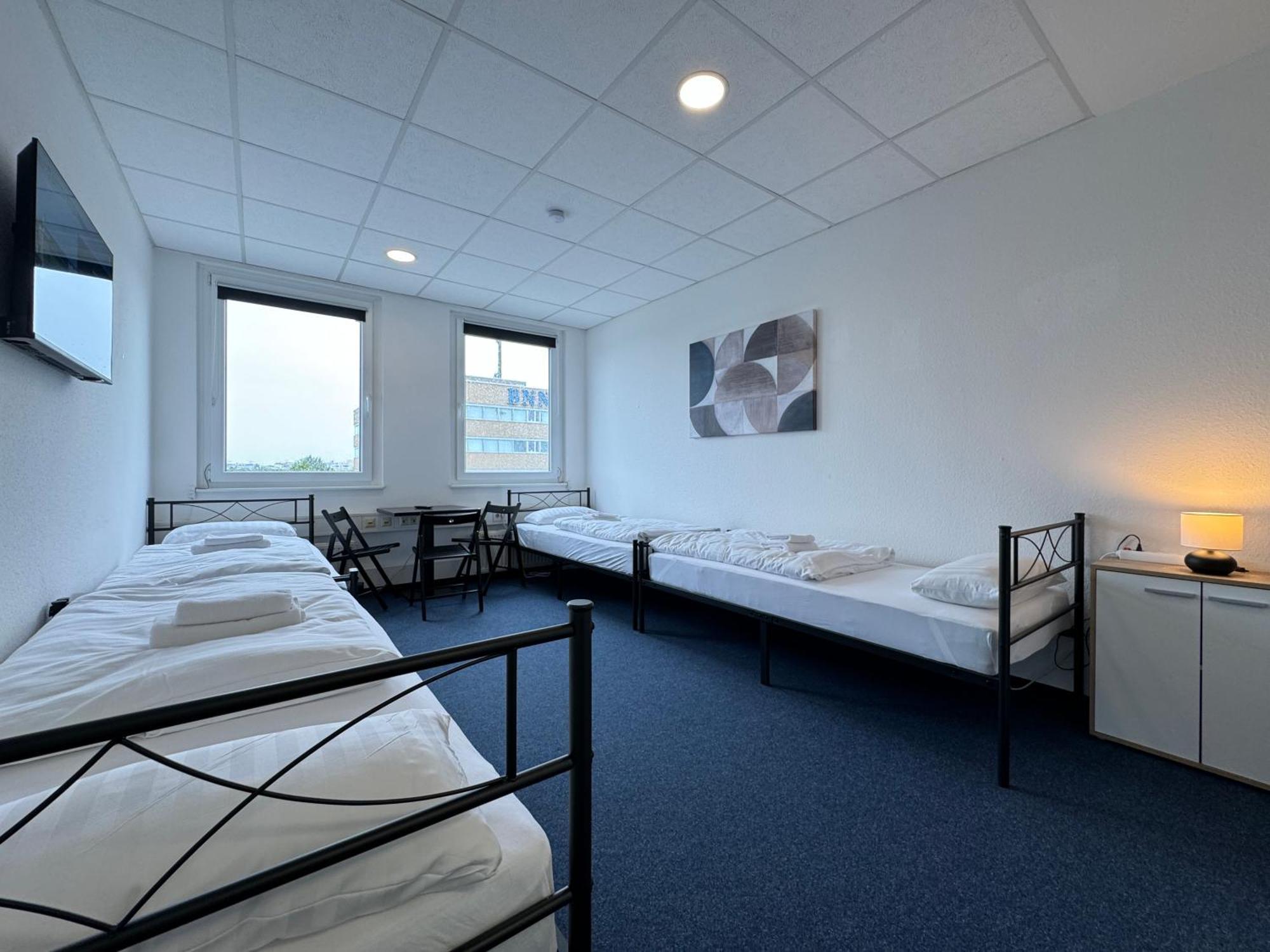 Thuja Apartments Karlsruhe-Neureut By Kurzzeit Екстериор снимка