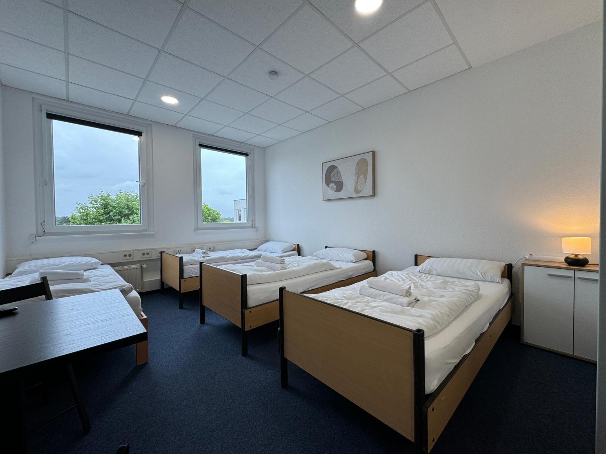 Thuja Apartments Karlsruhe-Neureut By Kurzzeit Екстериор снимка