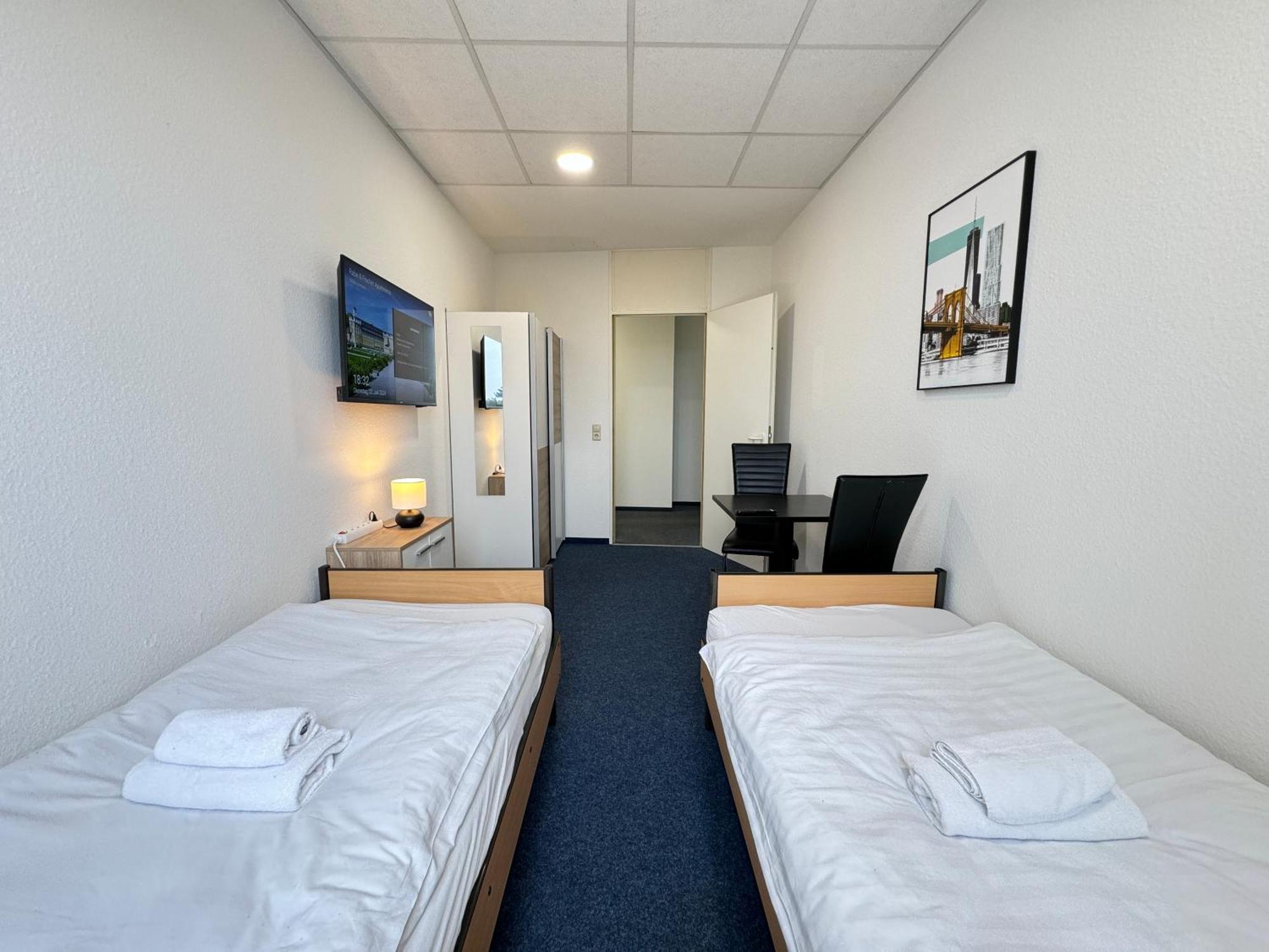 Thuja Apartments Karlsruhe-Neureut By Kurzzeit Екстериор снимка