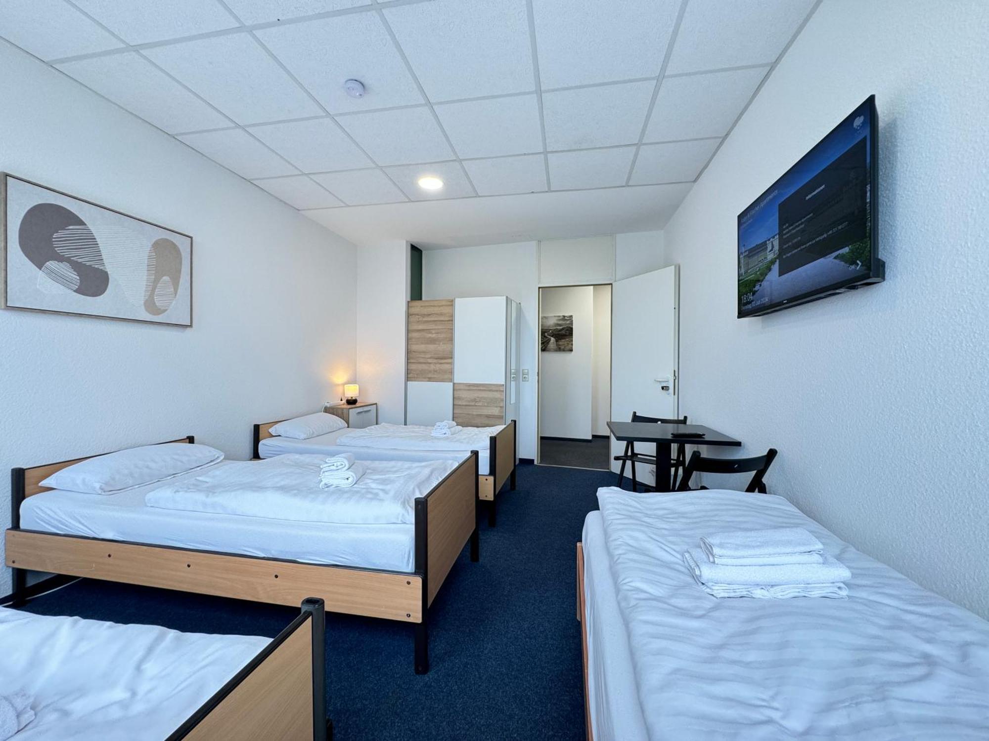 Thuja Apartments Karlsruhe-Neureut By Kurzzeit Екстериор снимка
